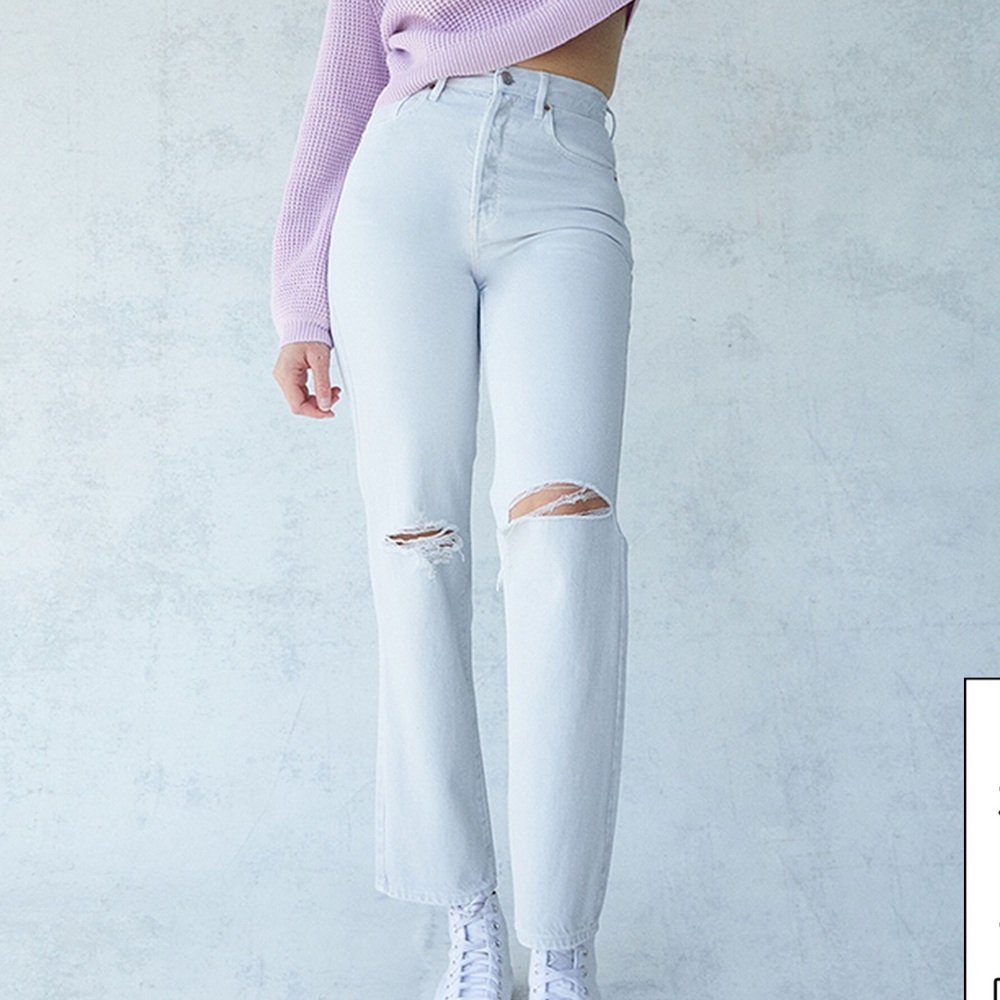 PacSun Eco Washed White Distressed Dad Jeans, Barley Used, Size 28